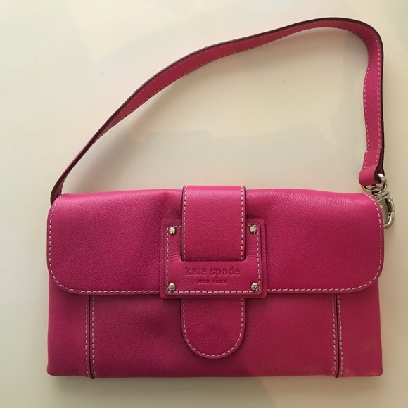 Kate Spade Handbags - Kate Spade Clutch